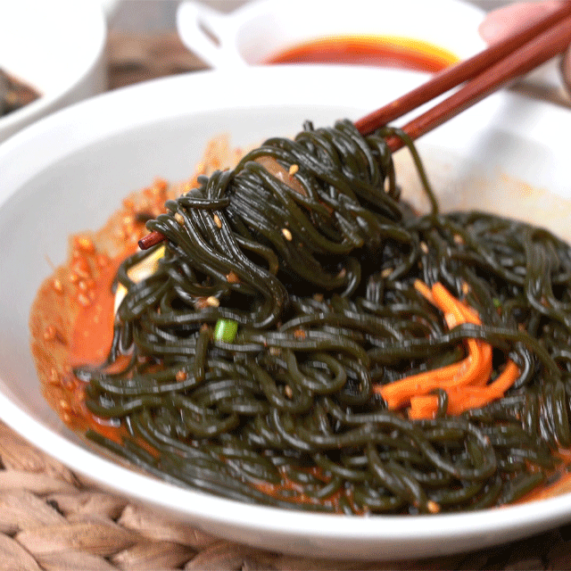 전라도청년 다이어트 식단관리 해초 미역국수